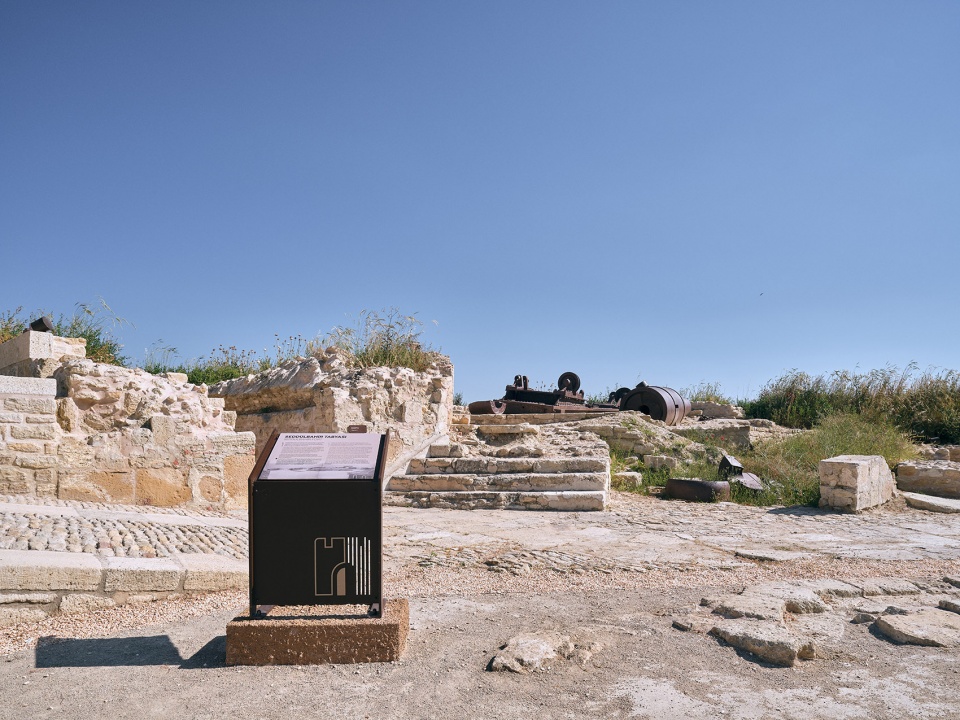 seddulbahir fortress by koop architects