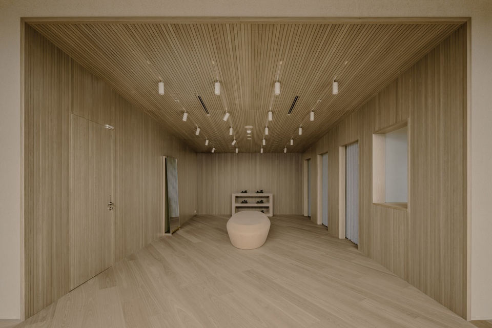 bshop hannam flagship store by kooo architects