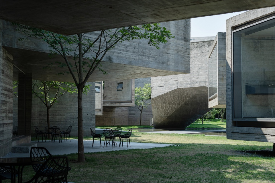 xiao feng art museum by zao zhangke architecture office