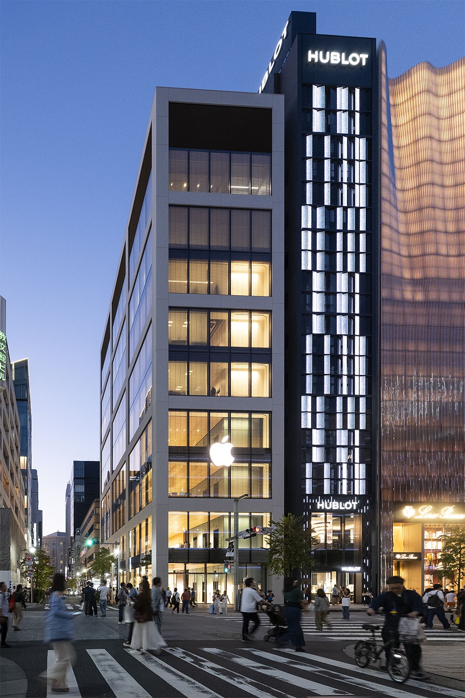 Apple reopens iconic Ginza store to customers