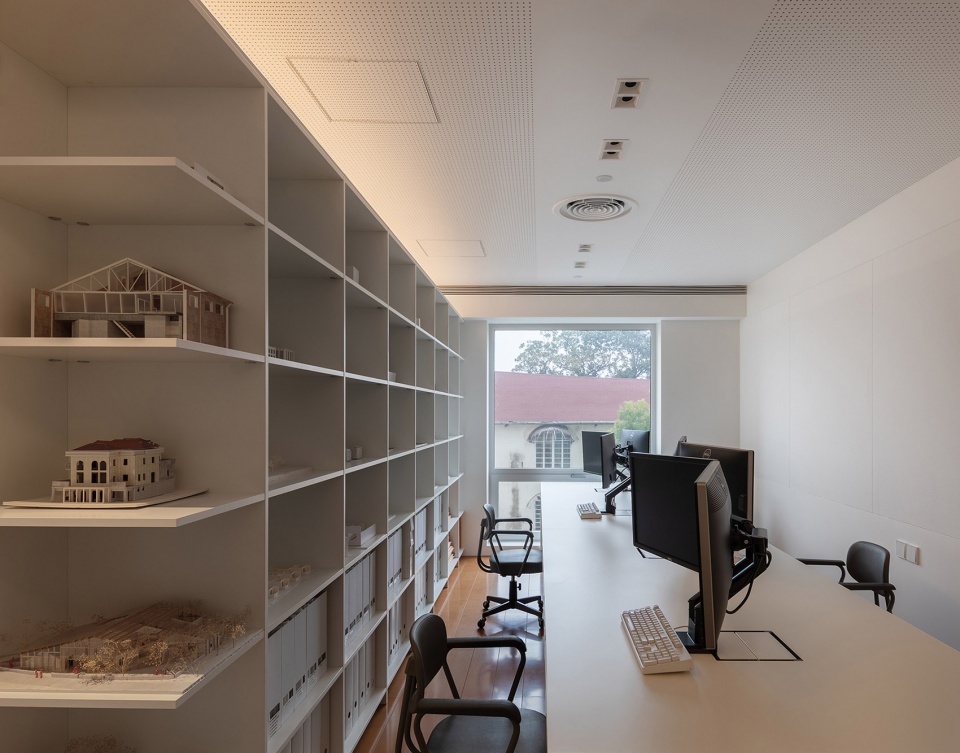 Atelier Mearc Office by Atelier Mearc