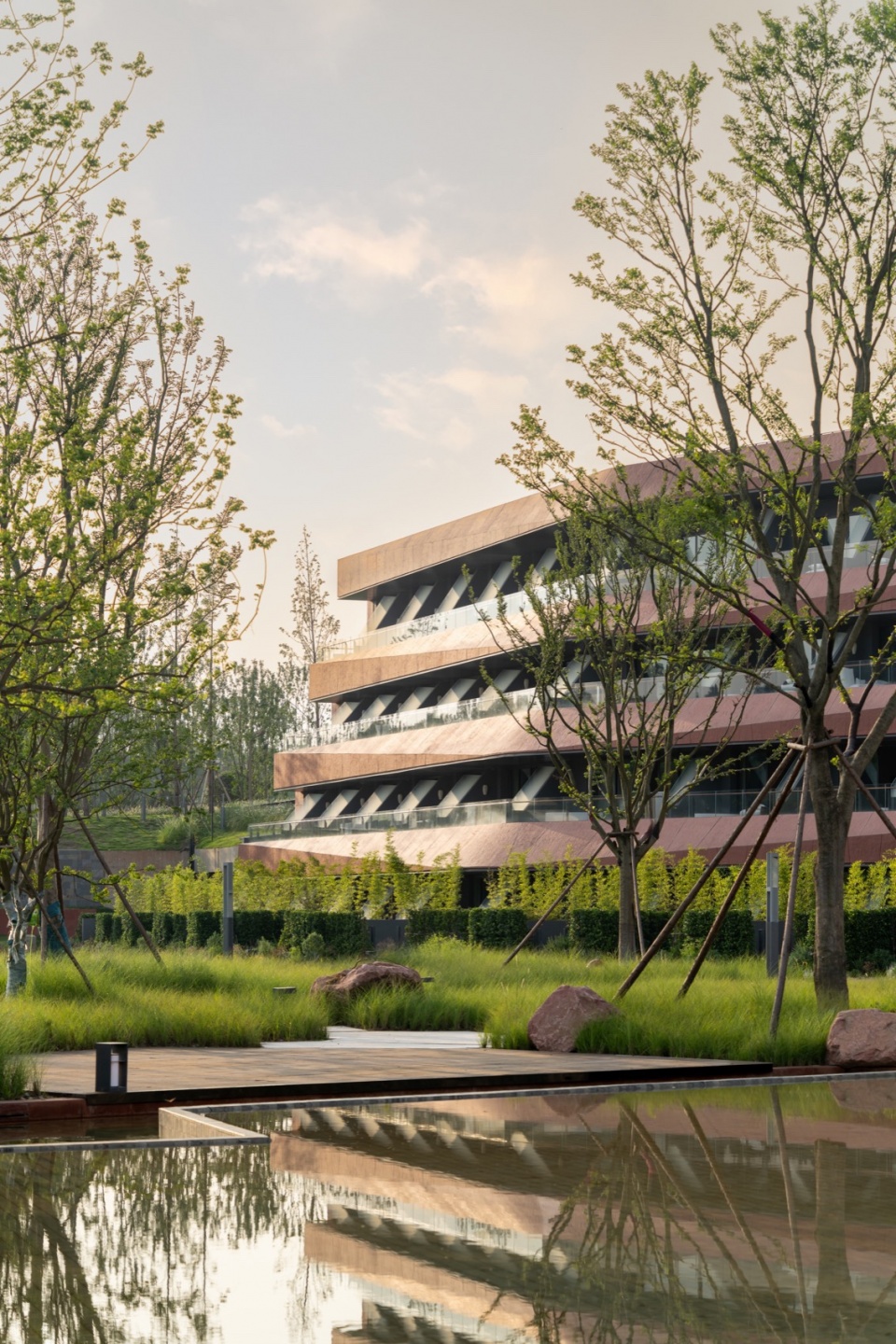 Chengdu Expo Waterfall Hotel