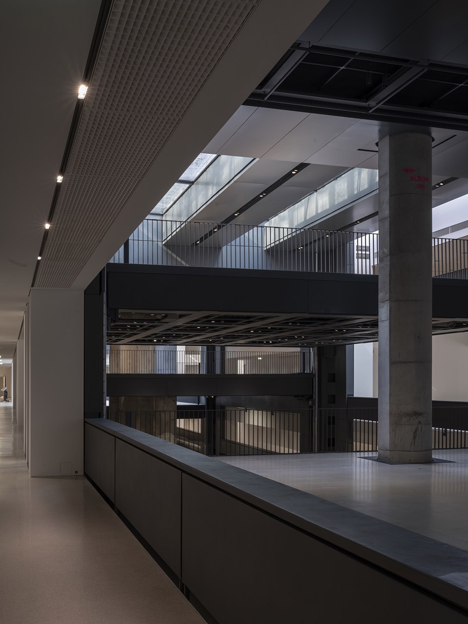 the fondation cartier by jean nouvel