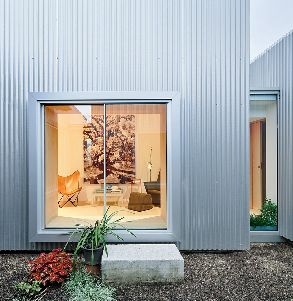 House 011