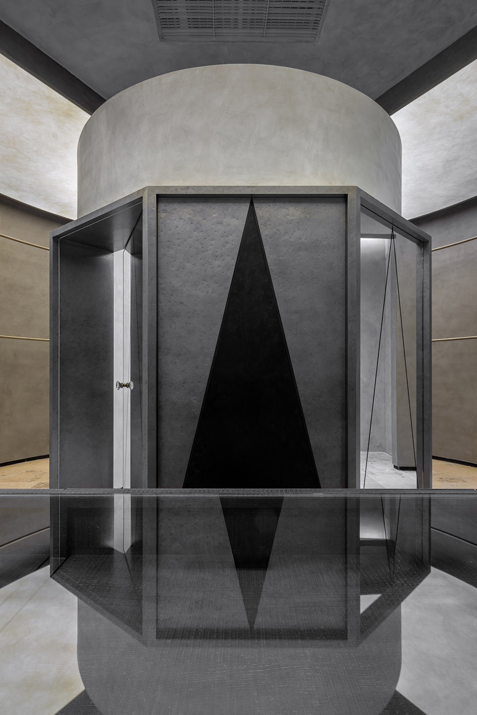 The Silent Gaze by FON STUDIO