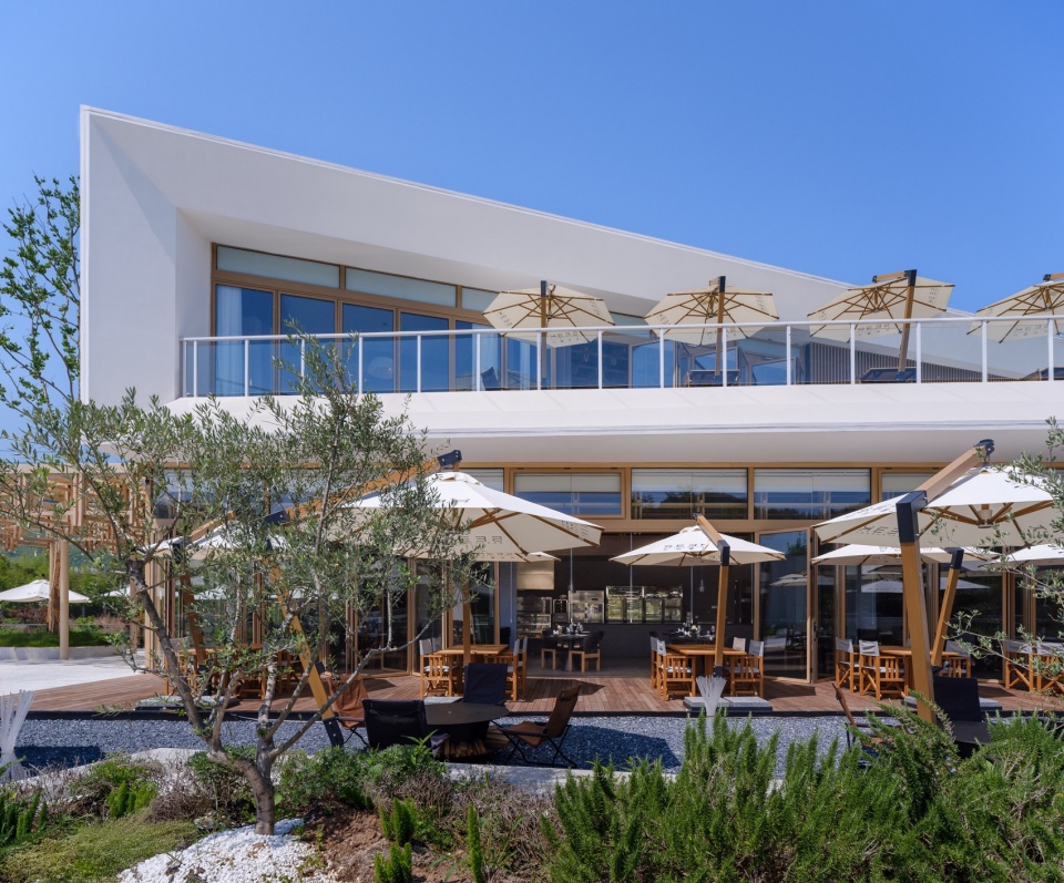 SEEK Reataurant by DoDesign