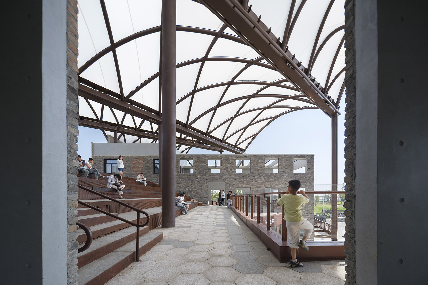 Yueyang Hualinggang Pier Tourist Center
