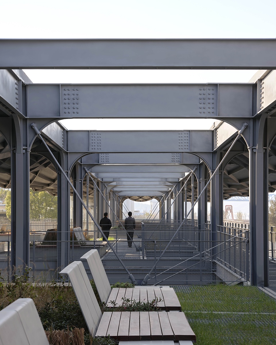 a reborn scenic field above waves by original design studio