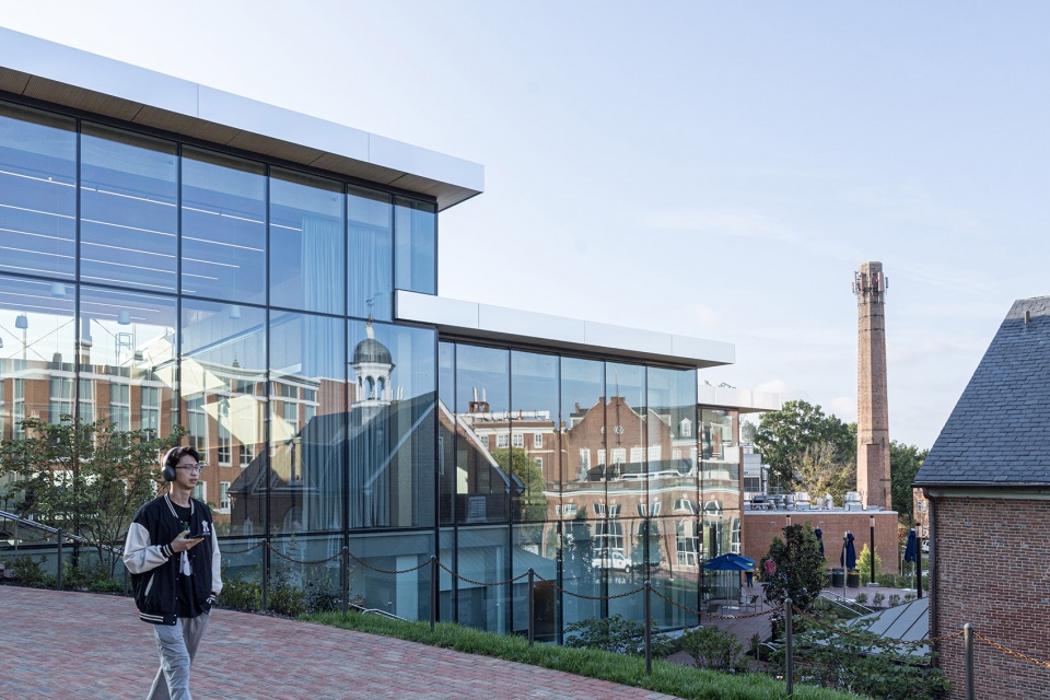 bloomberg student center at johns hopkins university by big