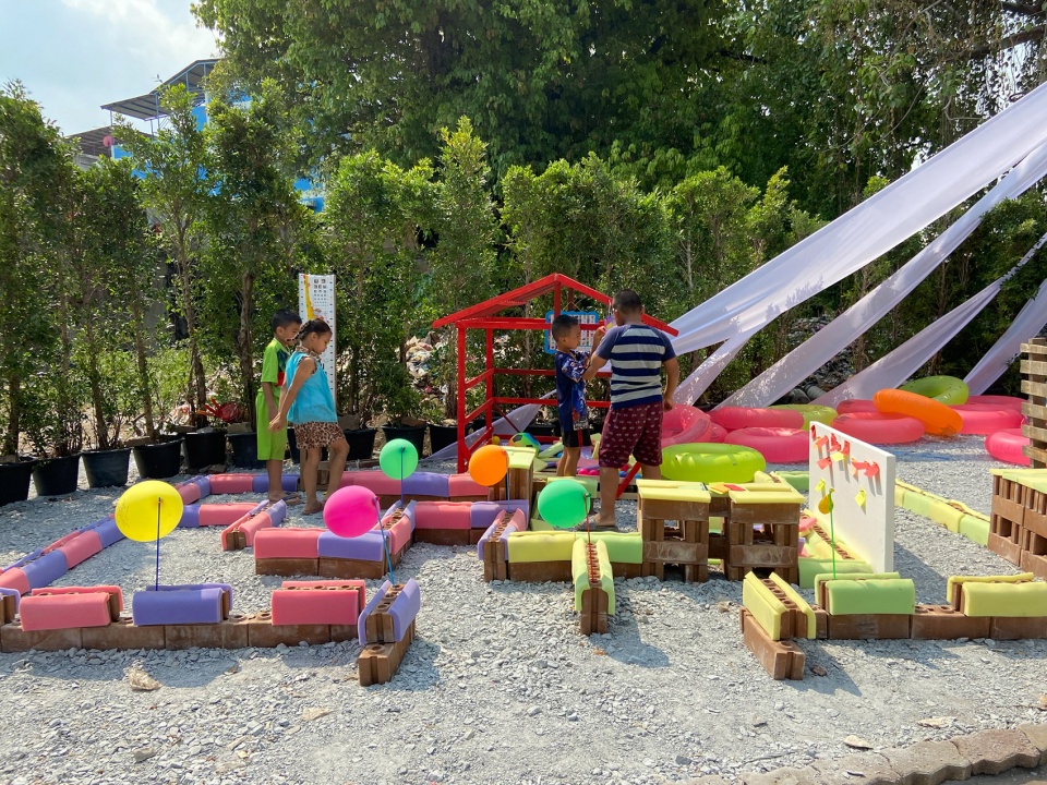 suan san pocket park by shma company limited