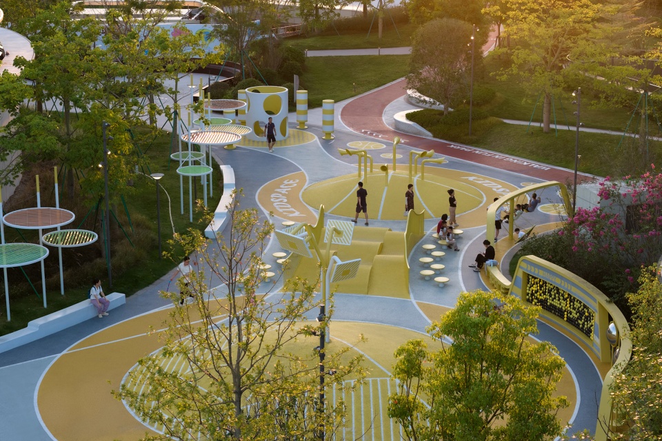 zuohai light year park by waterlily
