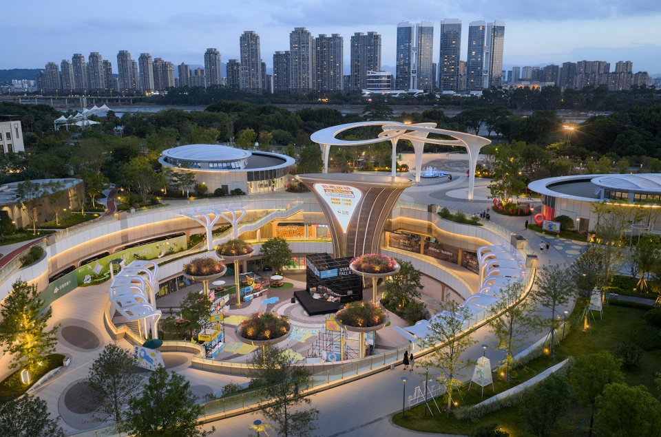 zuohai light year park by waterlily