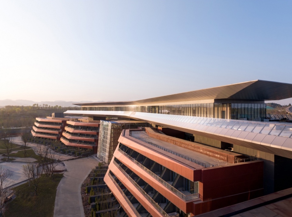 Chengdu Expo Waterfall Hotel