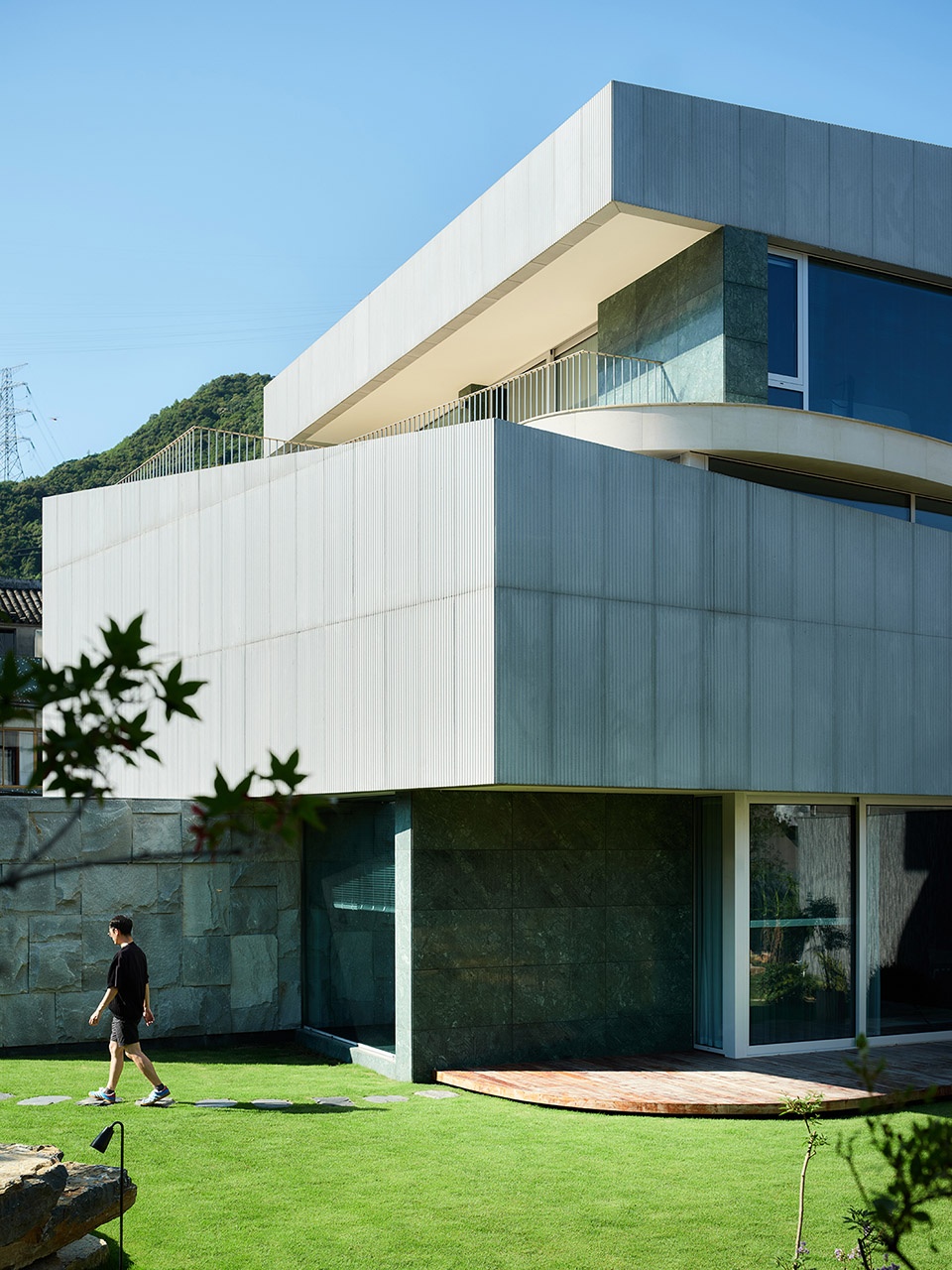 Xiaye Zhang Residence by STUDIO MOR