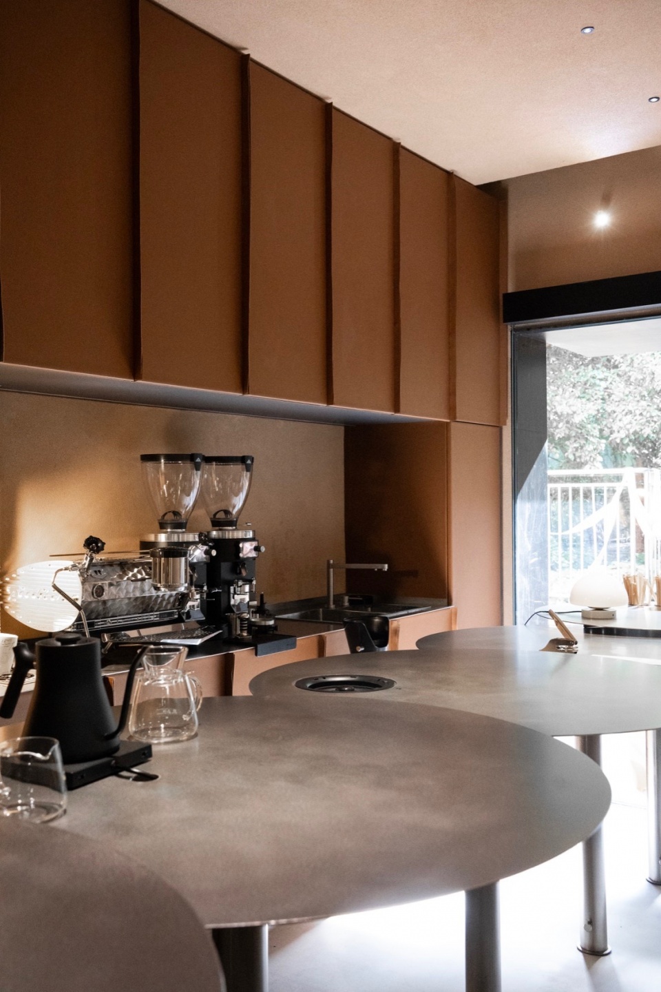 lilizi coffee by 0321studio