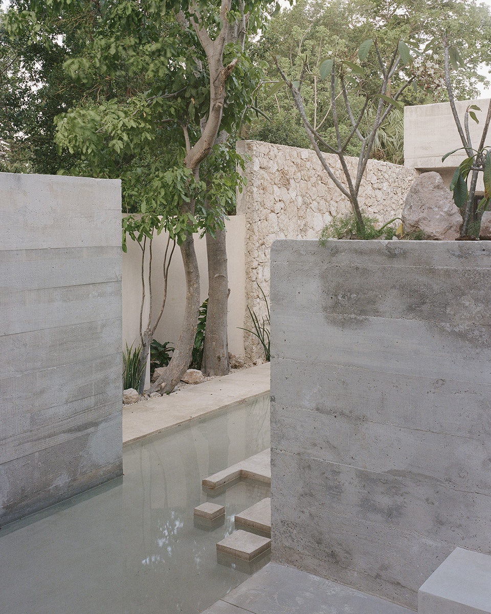 Casa en los Cocos by Ludwig Godefroy Architecture