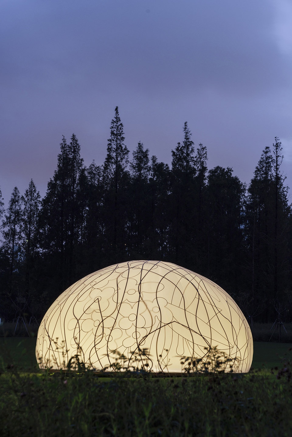 Osmanthus Moon by HCCH Studio