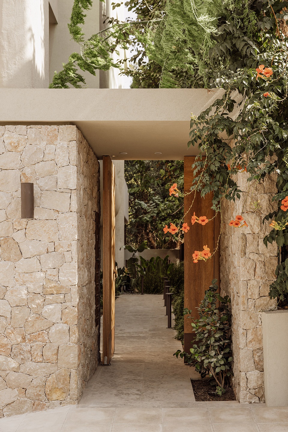 lumen residence by block722