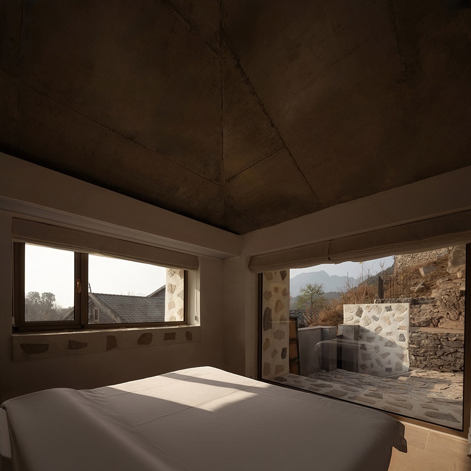 Yangshan Cottage by Atelier dMore
