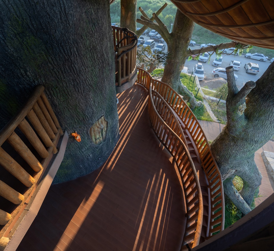 Forest Nests Treepod Project by Doarchi