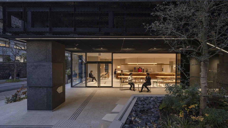 Front Place Chiyoda Ichibancho