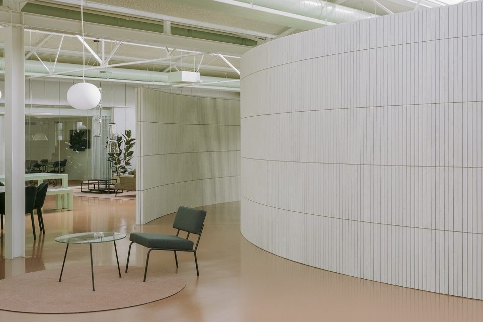 Roamler Office by Beyond Space