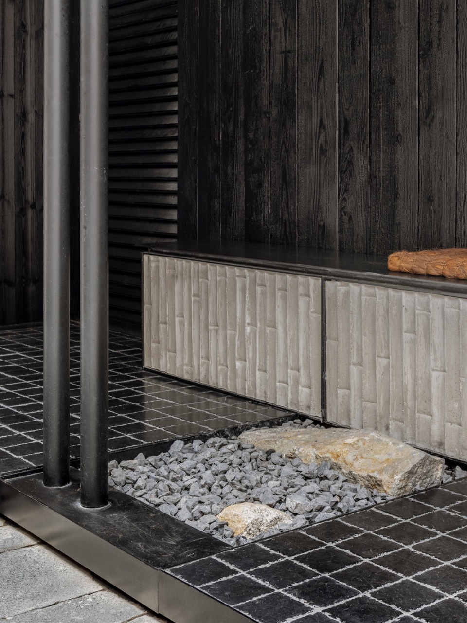 golden omakase extension by atelier tuo