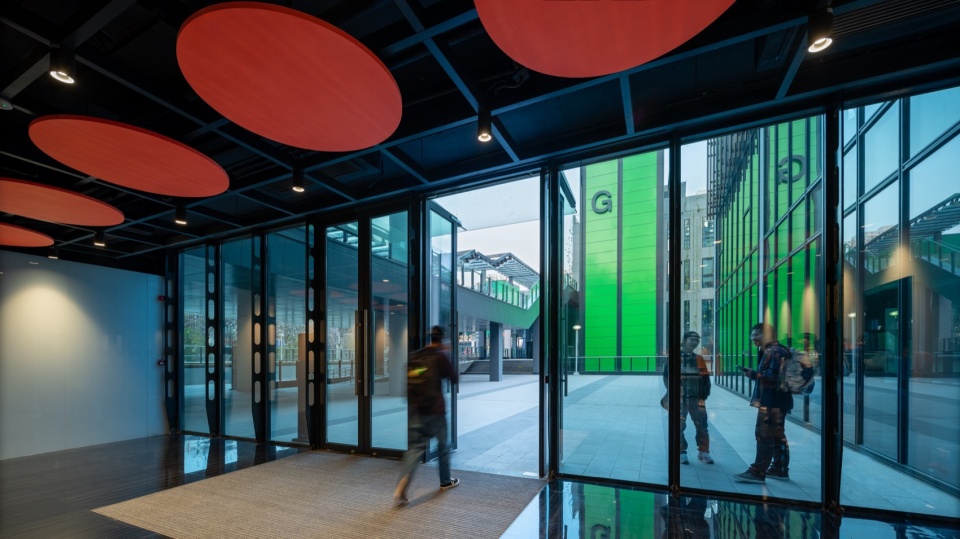 rshps qianhai szhk youth innovation and entrepreneur hub completes by rshp