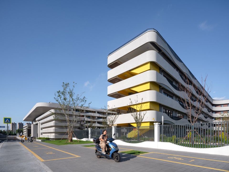 wuxi xinwu shixin experimental school by minax architects