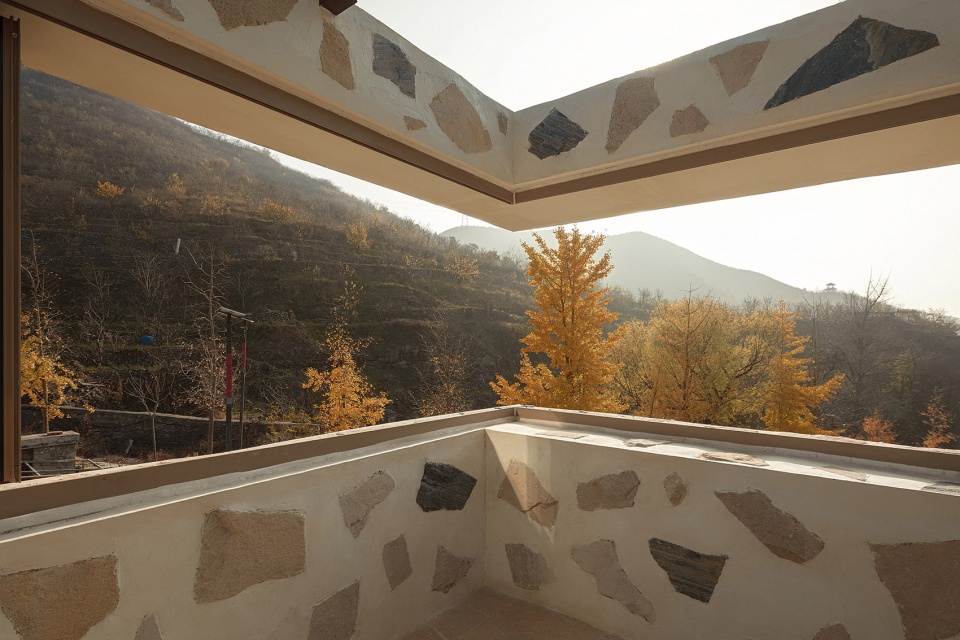 Yangshan Cottage by Atelier dMore