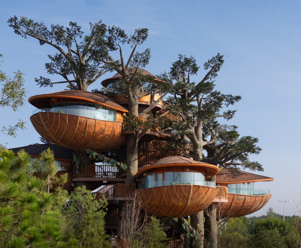 Forest Nests Treepod Project by Doarchi