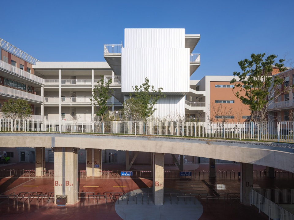 expansion and renovation of primary school urban infrastructure multi system complex project