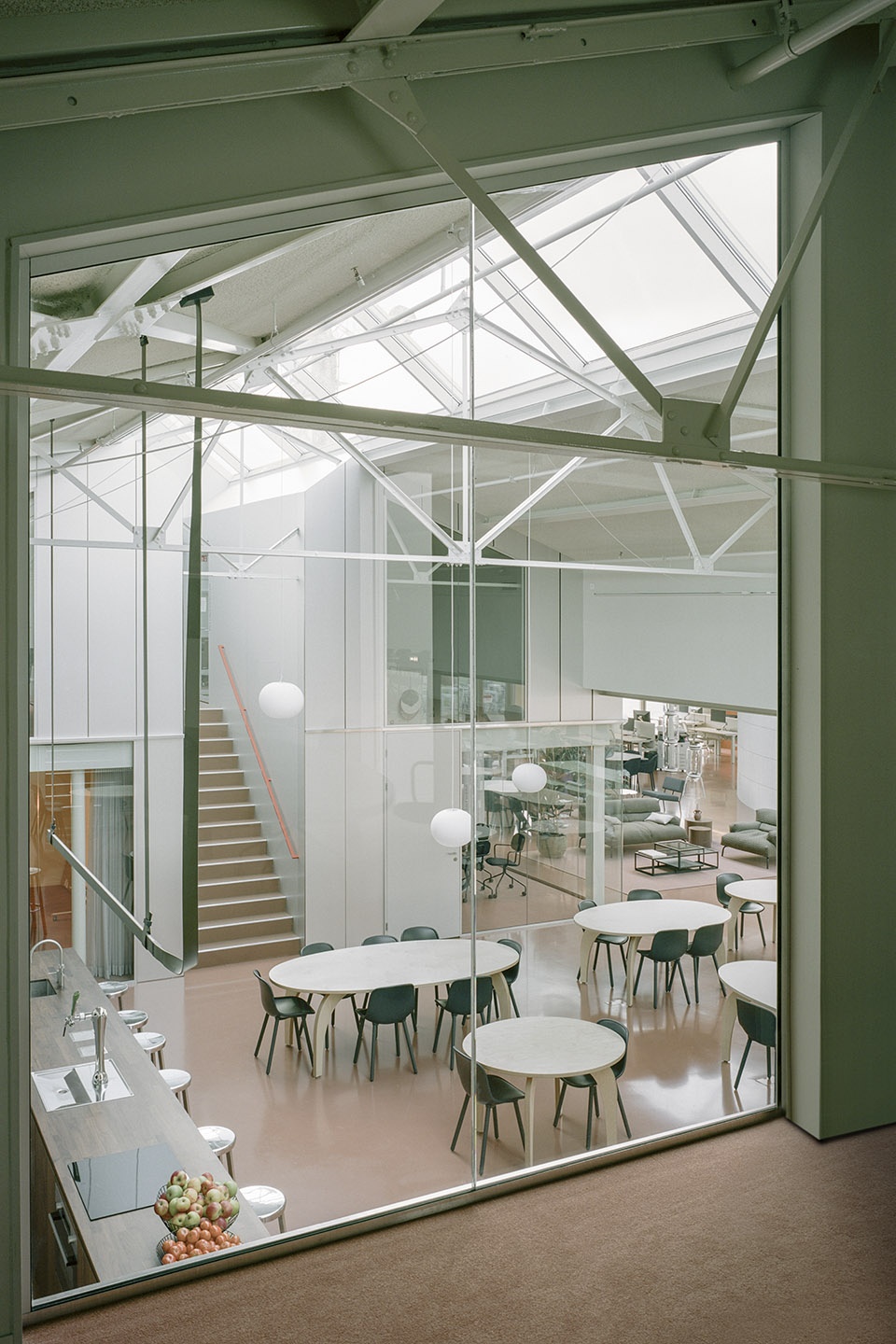 Roamler Office by Beyond Space