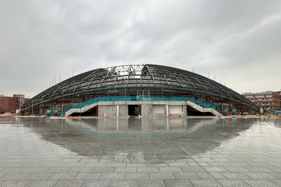 Gymnasium of Guangdong Polytechnic Institut 1ub