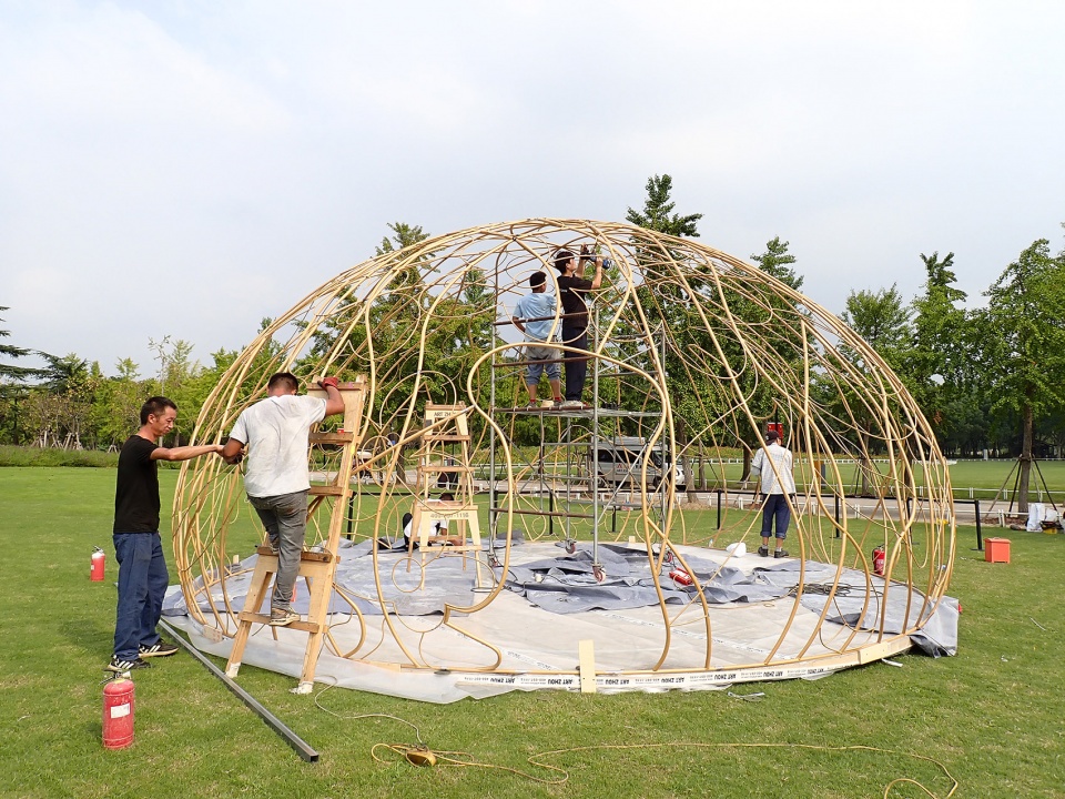 Osmanthus Moon by HCCH Studio