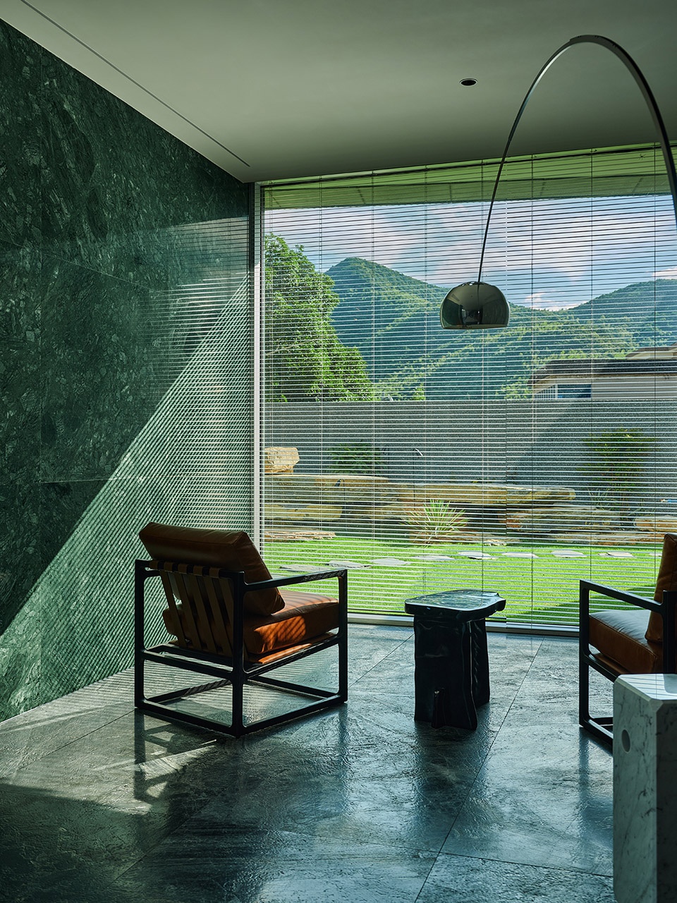 Xiaye Zhang Residence by STUDIO MOR