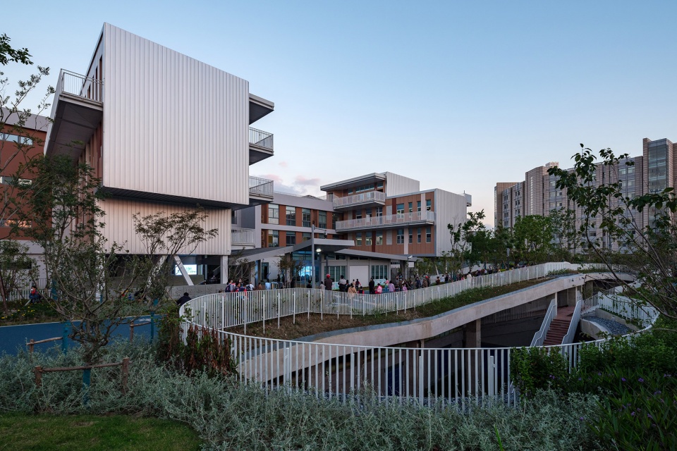 expansion and renovation of primary school urban infrastructure multi system complex project