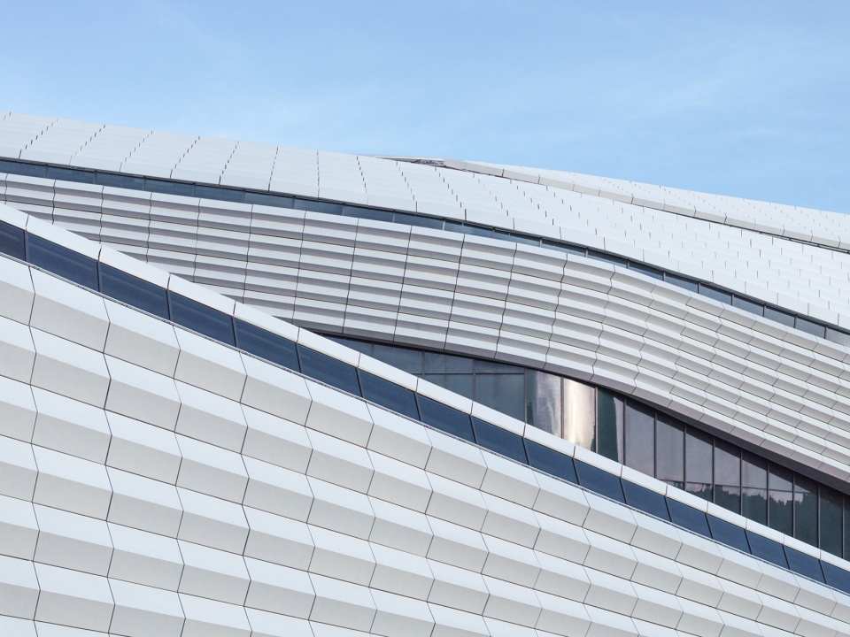 xinchang globular center by line zhu peidong