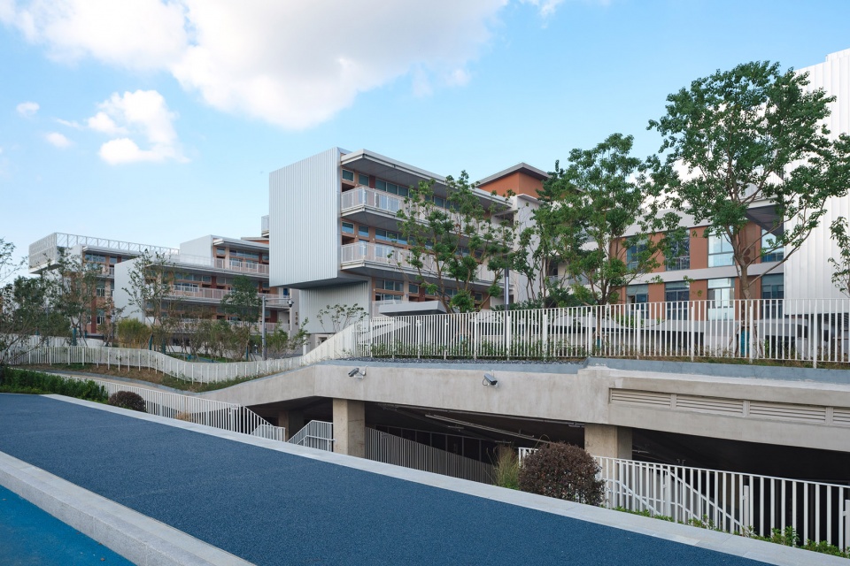 expansion and renovation of primary school urban infrastructure multi system complex project