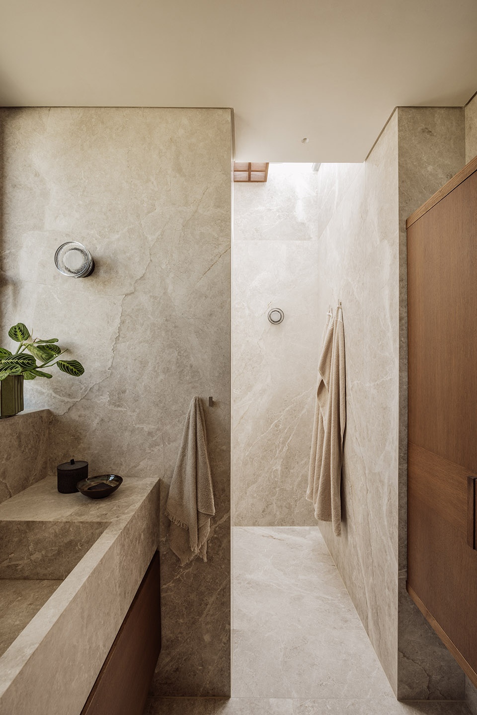 lumen residence by block722