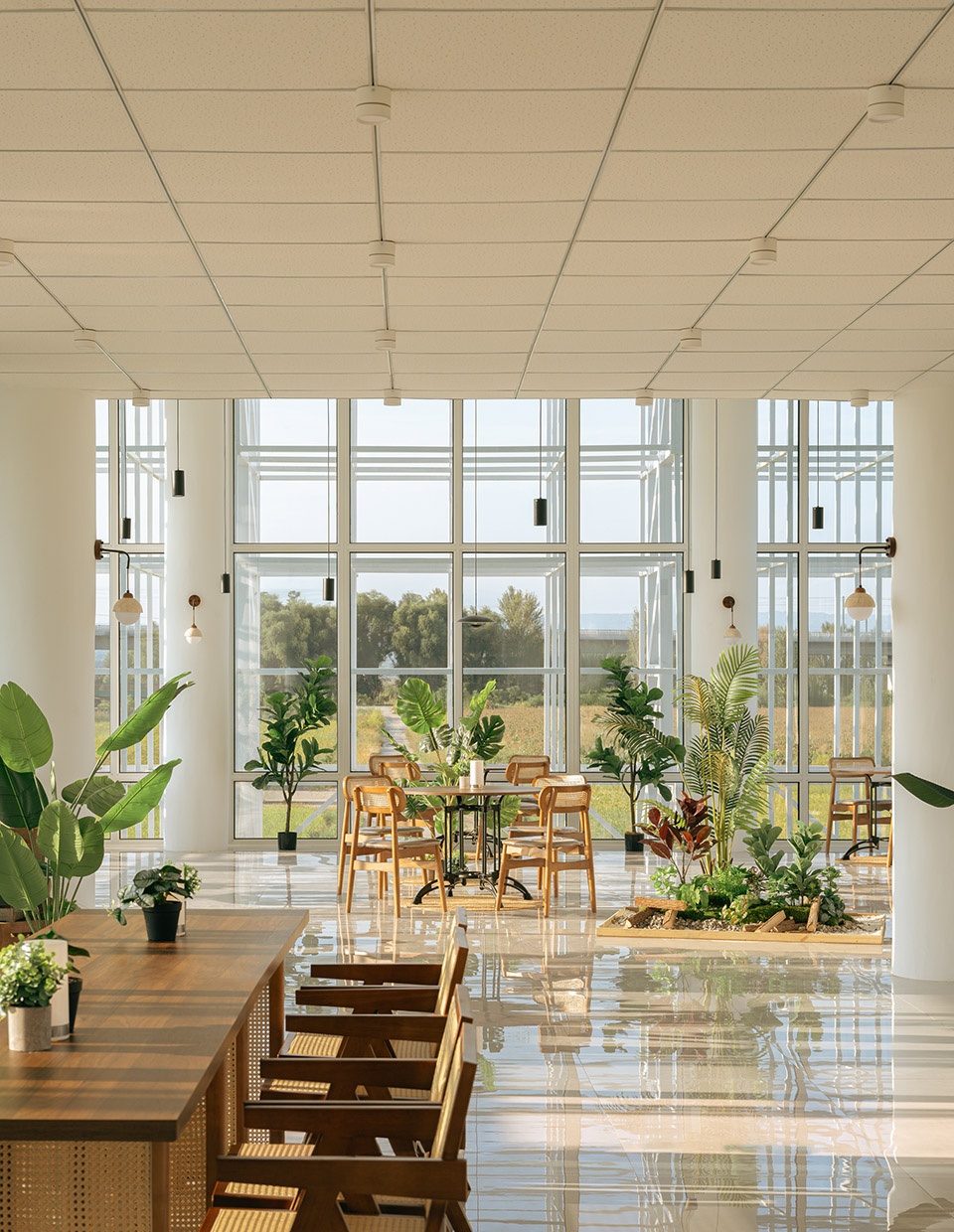 manor mirage by buzz