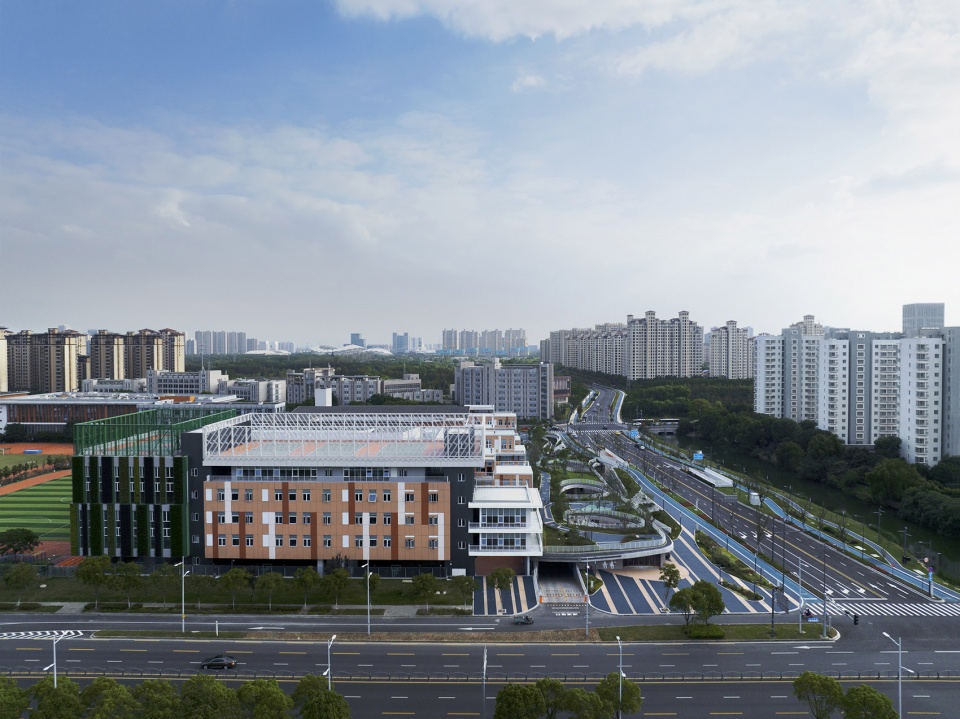 expansion and renovation of primary school urban infrastructure multi system complex project