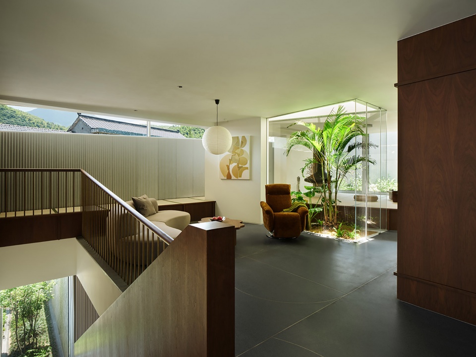 Xiaye Zhang Residence by STUDIO MOR