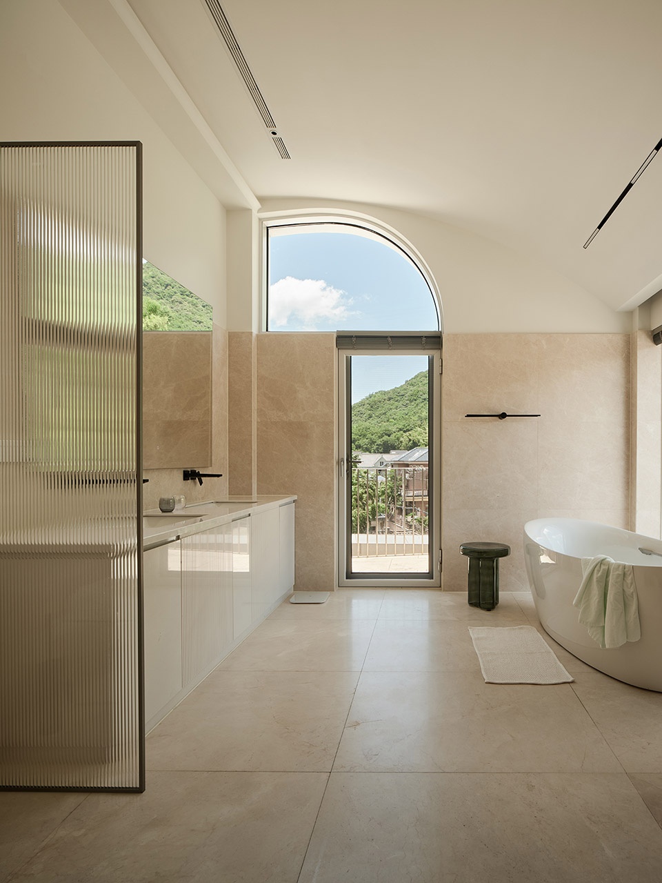 Xiaye Zhang Residence by STUDIO MOR