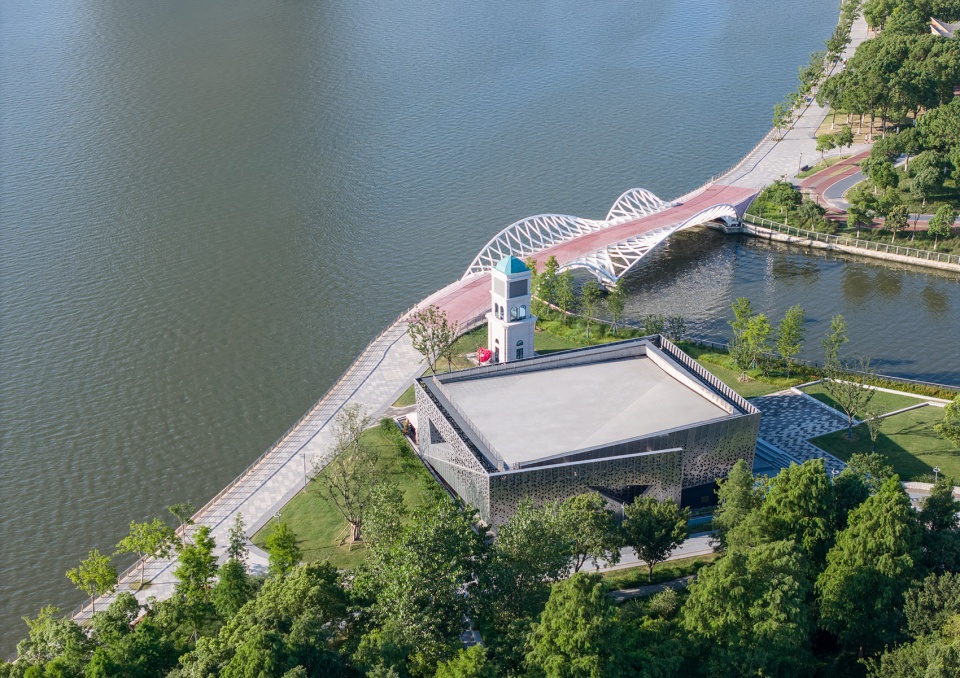 renovation of dishui lake landscape by aisa