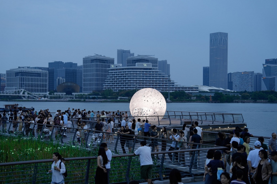 FullMoon