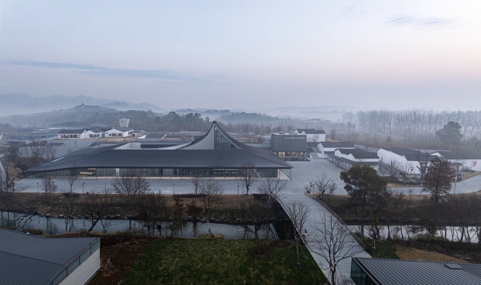 porcelain source museum by atelier deshaus