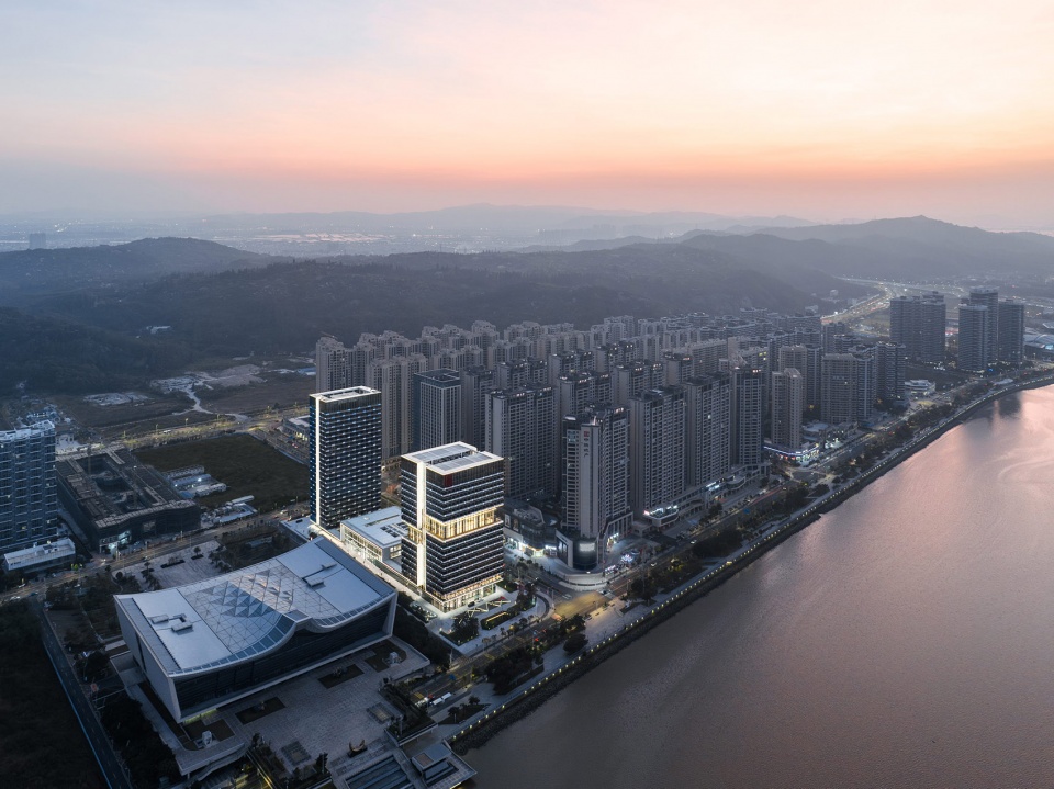 CHJ Plaza in Shantou by gmp