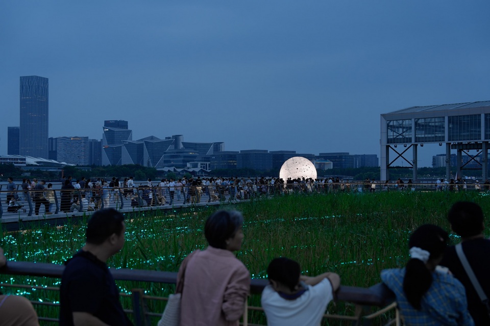 FullMoon