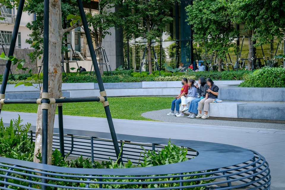 PUNN SMART WORKSPACE Landscape design by REC STUDIO